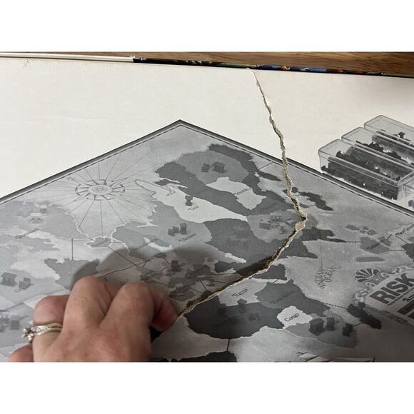 1980 Risk Board Game Parker Brothers Complete But Damaged Box - Picture 4 of 11